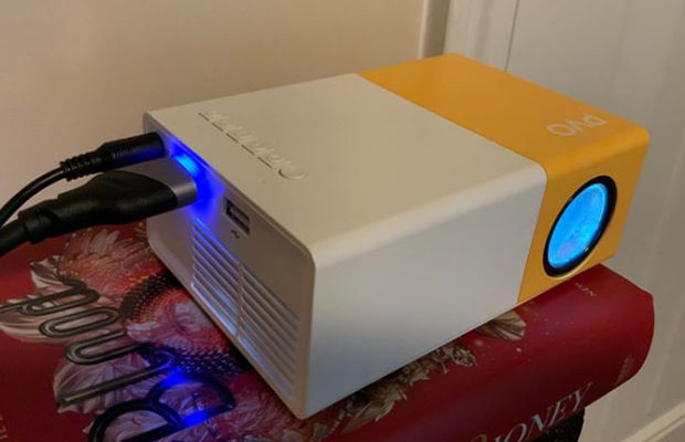 PVO Yg300pro Projector