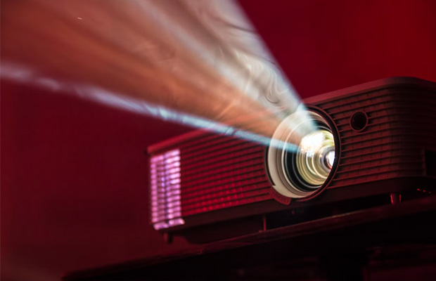 How Long Do Projectors Last? What’s the Lifespan? 